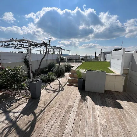 Les Grillons 3 Bedroom House 度假居