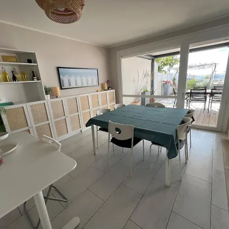 Les Grillons 3 Bedroom House Hébergement de vacances Balaruc-les-Bains